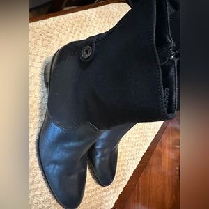 Womens leather Ankle boots